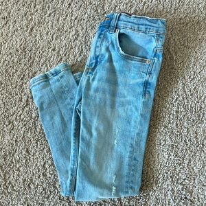Light blue wash boy jeans - size 4-5